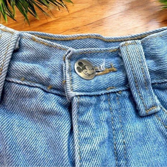 VINTAGE Mickey Mouse Girls’ Denim Shorts - Size 8 - Picture 3 of 11